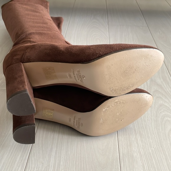 Valentino Brown Stretch Suede Knee Boot - Picture 12 of 12